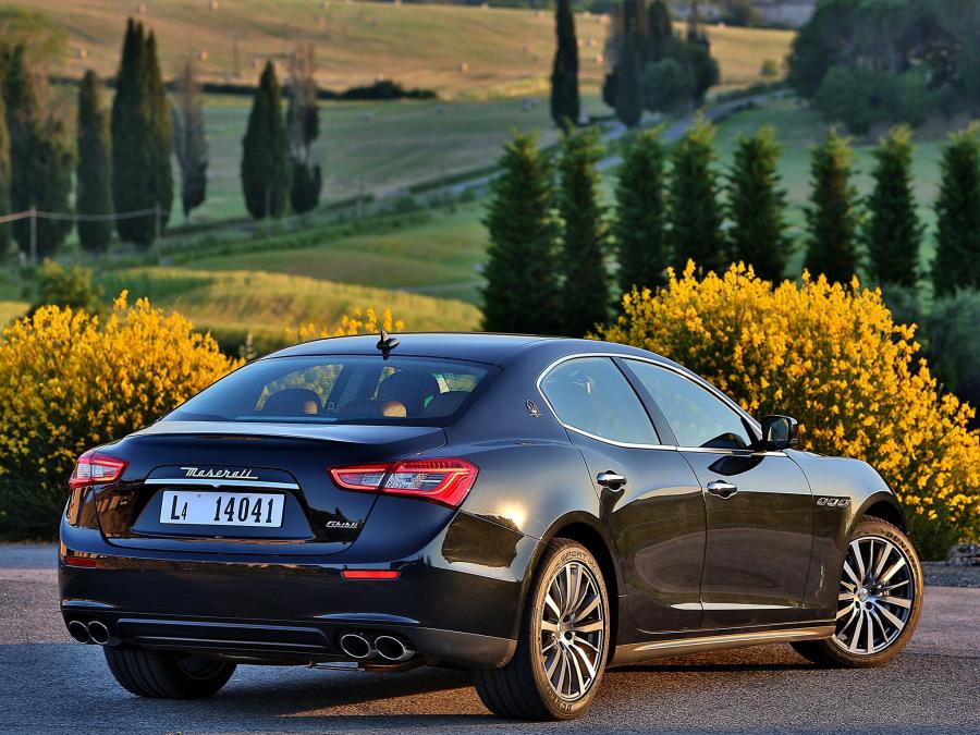  Maserati Ghibli 2013 года  (фото 12 из 16)